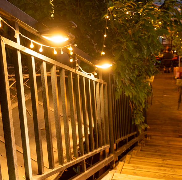 Portable Waterproof Solar Clip-on Reflector