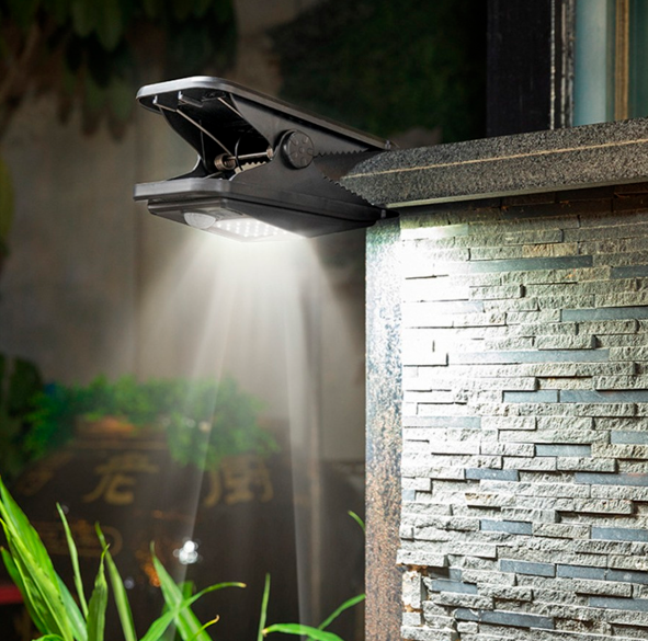 Portable Waterproof Solar Clip-on Reflector